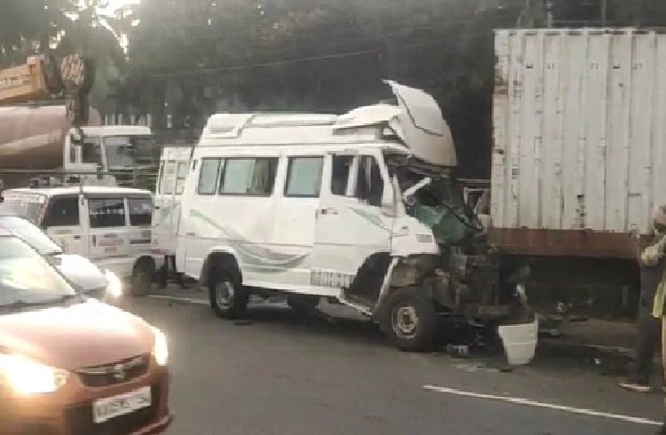ಬೆಂಗಳೂರು-ಮೈಸೂರು ದಶಪಥ ಹೆದ್ದಾರಿಯಲ್ಲಿ ಅಪಘಾತ: ತಿರುಪತಿ ಯಾತ್ರಾರ್ಥಿಗಳು ಸಾವು