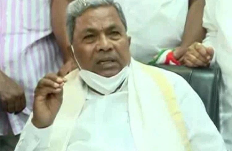 ಸಿದ್ದರಾಮಯ್ಯ ಎದುರು ಬಾದಾಮಿ ಕ್ಷೇತ್ರದ ಮಹಿಳೆಯರು ಕಣ್ಣೀರು!