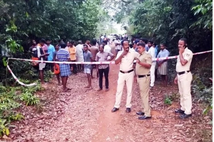 ಆಸ್ತಿ ಆಸೆಗೆ ಒಂದೇ ಮನೆಯ ನಾಲ್ವರ ಕೊಲೆ; ಮಕ್ಕಳಿಬ್ಬರ ಪ್ರಾಣ ಉಳಿಸಿತೇ ನಿದ್ರೆ-ಆಟ!?