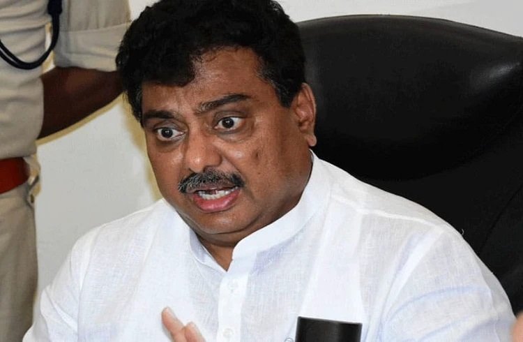 ಕೆಲವೇ ದಿನಗಳಲ್ಲಿ 'ವಿಧಾನಸಭಾ ಚುನಾವಣೆಯ' ದಿನಾಂಕ ಘೋಷಣೆ : ಎಂ.ಬಿ ಪಾಟೀಲ್