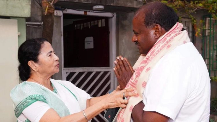 ಕುಮಾರಸ್ವಾಮಿಯವರಿಂದ ಮಮತಾ ಬ್ಯಾನರ್ಜಿ ಭೇಟಿ; ಚುನಾವಣಾ ಪ್ರಚಾರಕ್ಕೆ ಬರುವಂತೆ ಆಹ್ವಾನ